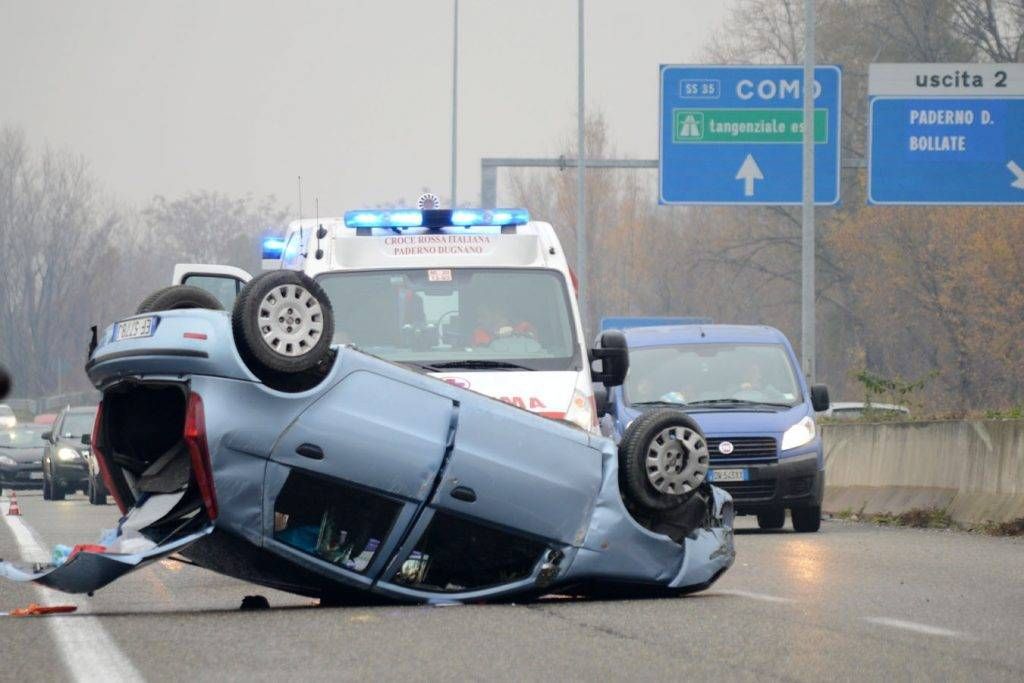 ribaltamento milano meda 1024x683