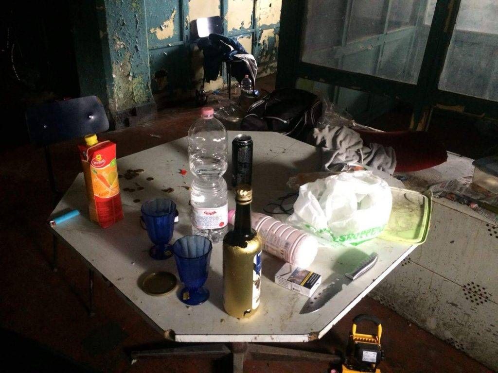 5FB7E238 0494 4C00 B149 B31A0F3D8E66 1024x768