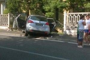 paderno auto contromano targa 300x200