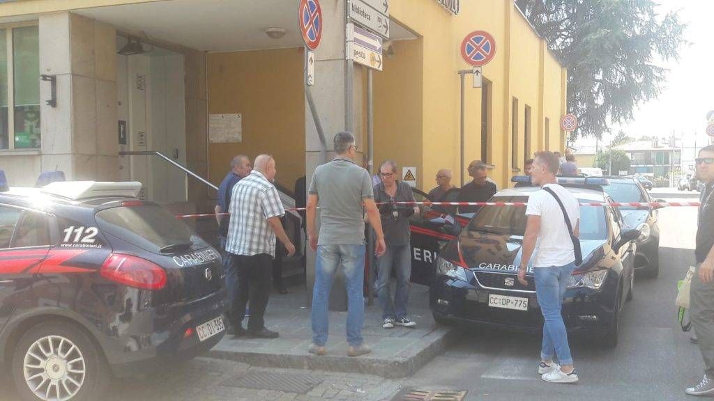 Rapina in banca a Cesate, in azione banda di rapinatori armati di taglierino: due malori rapina banca cesate 1024x576