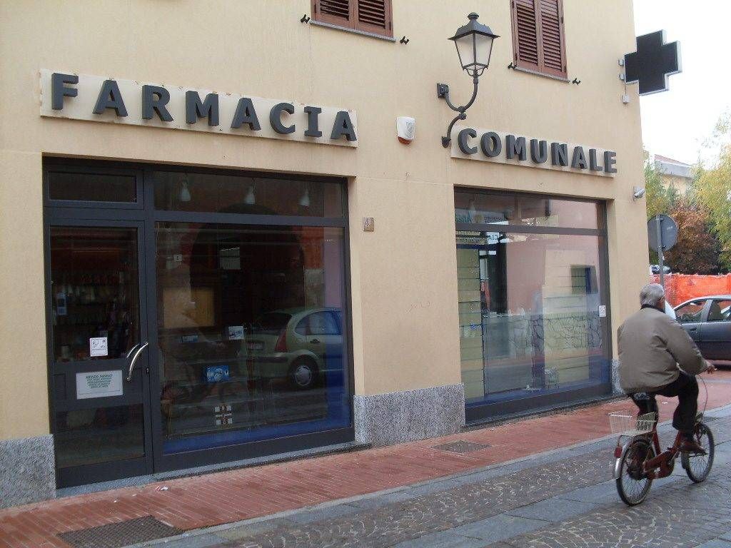 Ladri alla Farmacia comunale di Gerenzano, svuotata la cassa SDC19285 1024x768