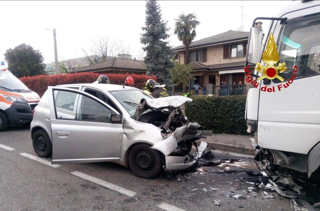 Barlassina frontale camion