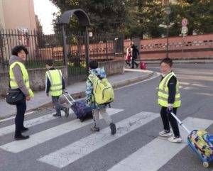 Piedibus 7 censored 300x241