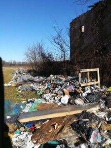 rifiuti cascina visconta 225x300