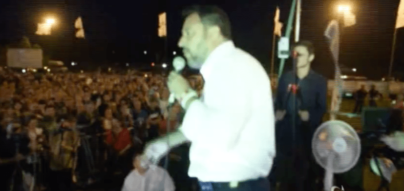 Salvini contro la rom di Baranzate: “Giù la casa della fottuta zingaraccia” salvini arcore zingaraccia