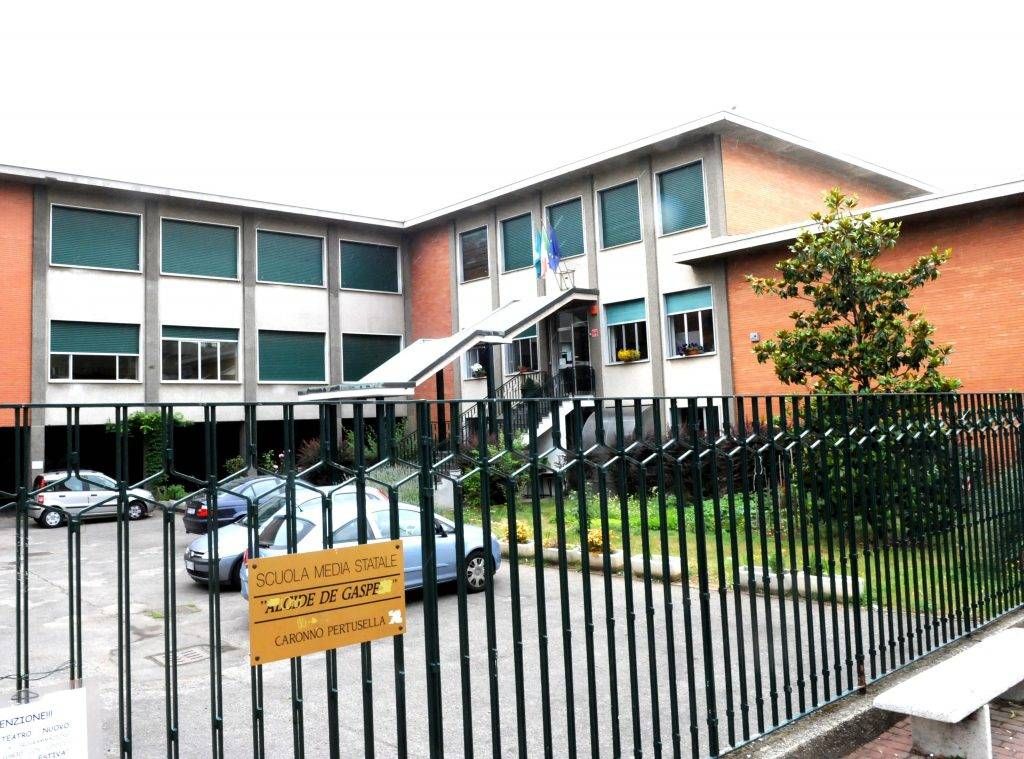 scuola media 1024x759