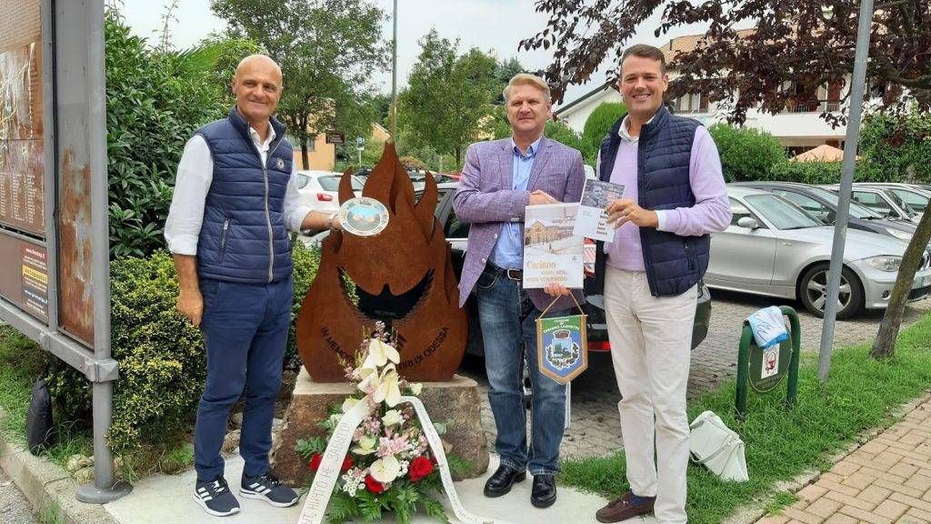 Sopravvissuto alla strage di Odessa in visita al monumento di Ceriano Laghetto – VIDEO Odessa Ceriano Laghetto