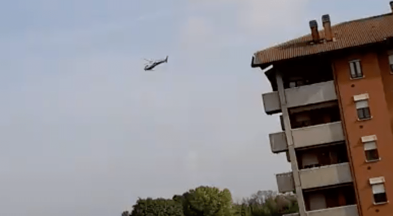 Da Saronno a Bollate: il giro dell’elicottero a bassa quota dai vostri commenti Schermata 2019 10 22 alle 13.37.07