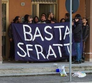 sfratti 300x269