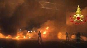 3EE0A375 1AF8 40CF AA54 668CEE66E9D6 300x167