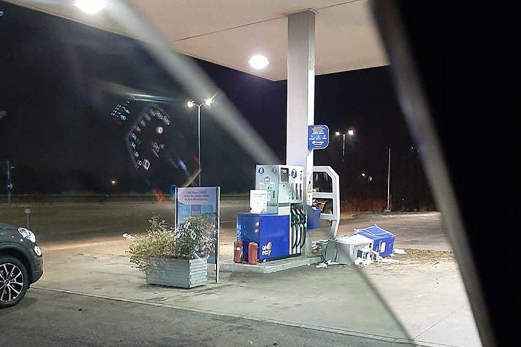 82640880 2366279463476512 3750121089292828672 o 1024x683