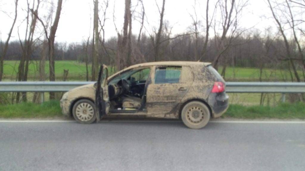 Coronavirus, controlli a Uboldo: spacciatori inseguiti nel fango | FOTO WhatsApp Image 2020 03 25 at 17.39.31 4 1024x576