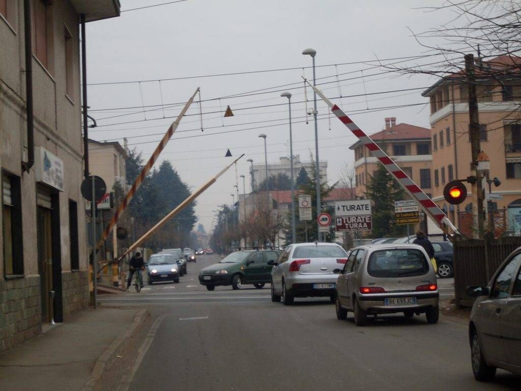 passaggio a livello Gerenzano 1024x768