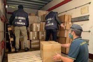 Guardia Finanza mascherine 