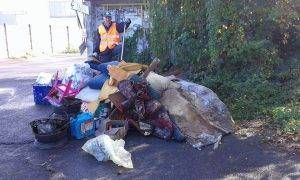 rifiuti via lazzaretto 300x180