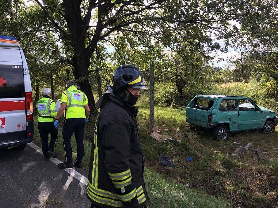 Incidente tra Ceriano e Cesano, auto ribaltata più volte, 33enne in ospedale ceriano auto ribaltata