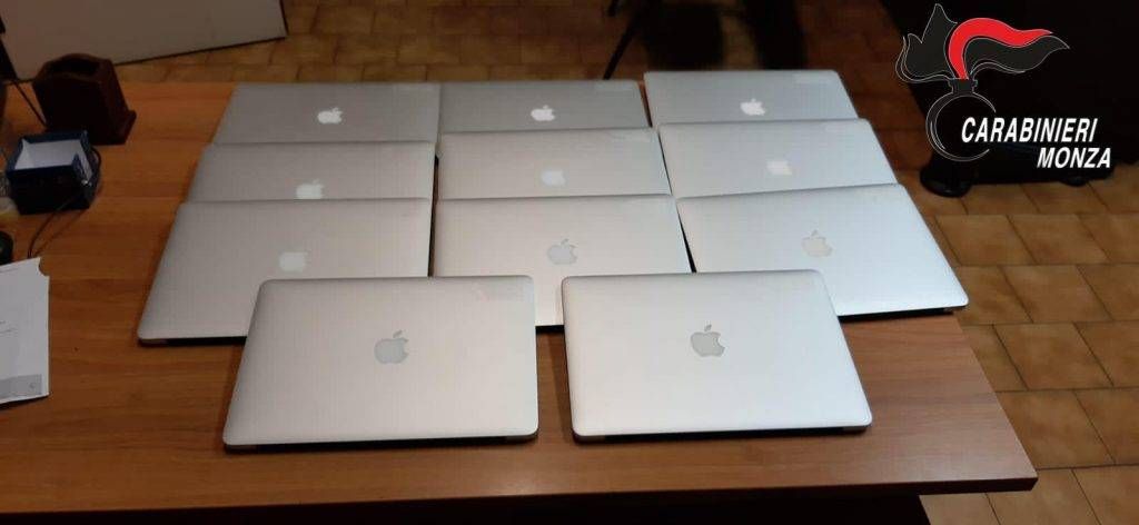 Bollate Apple computer