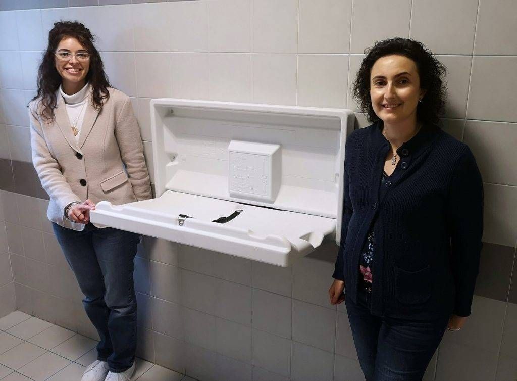 Solaro, fasciatoi negli edifici pubblici per un paese più “baby friendly” solaro fasciatoio baby friendly 1024x754