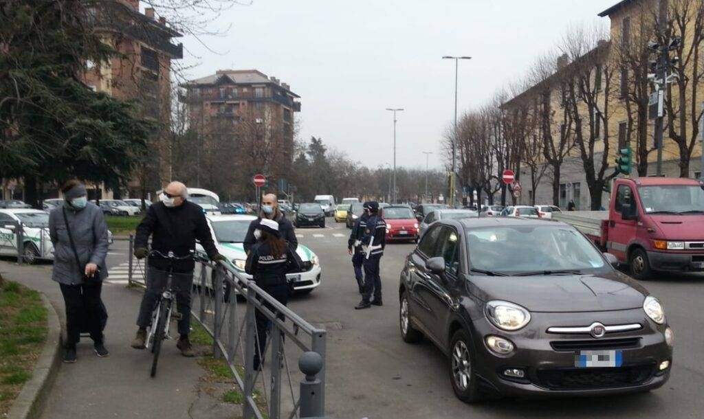 A Bollate Zona rossa prorogata o no? Diversi elementi fanno ritenere che… Bollate Controlli 1024x610