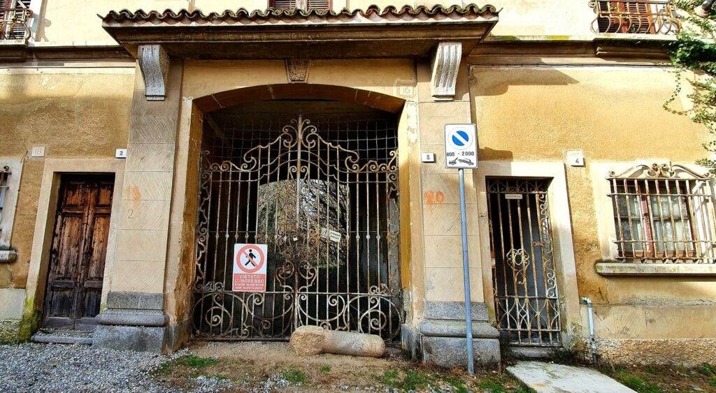 Limbiate, il Comune ha acquistato la Villa Medolago, distrutta dall’incendio del 2017 Limbiate villa Medolago