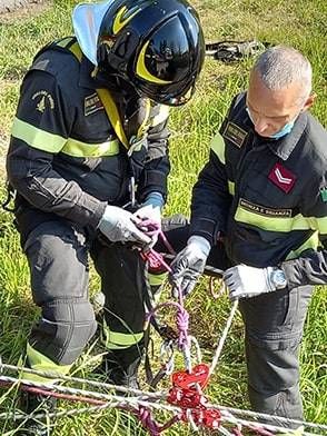 Paderno Dugnano, sul viale Bagatti, i Vigili del Fuoco di Desio provano le tecniche Saf | VIDEO | FOTO IMG 20210414 WA0021 min