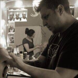 80877604 10220939049284599 2971788468826406912 o 768x768 1 300x300