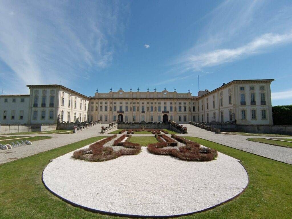 Bollate, torna in giugno e luglio il Festival di Villa Arconati con nove concerti Facciata 02.05.2021 1 1024x769