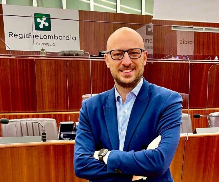 Andrea Monti e il suo nuovo libro: la presentazione di “Forti Insieme” Andrea Monti