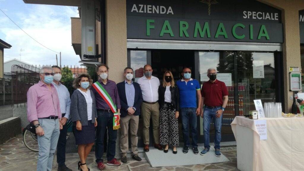 Inaugurata la nuova Farmacia comunale di Gerenzano: “Consigli e servizi per la salute” WhatsApp Image 2021 06 05 at 12.51.30 1 1024x575