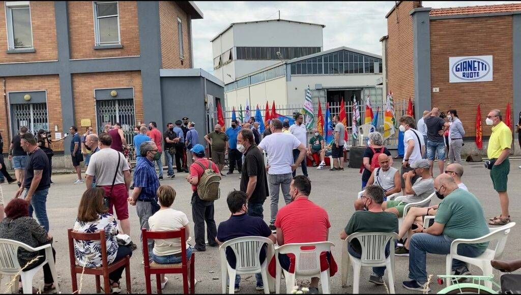 Gianetti Ceriano, da Saronno film di solidarietà per i lavoratori in presidio IMG 4028 Moment 1024x580