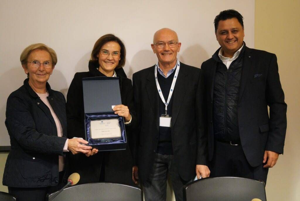 Confcommercio Bollate compie 60 anni: premiate le eccellenze al dettaglio I VIDEO I FOTO 6. Turconi Disegnarte Bollate 1 1024x685