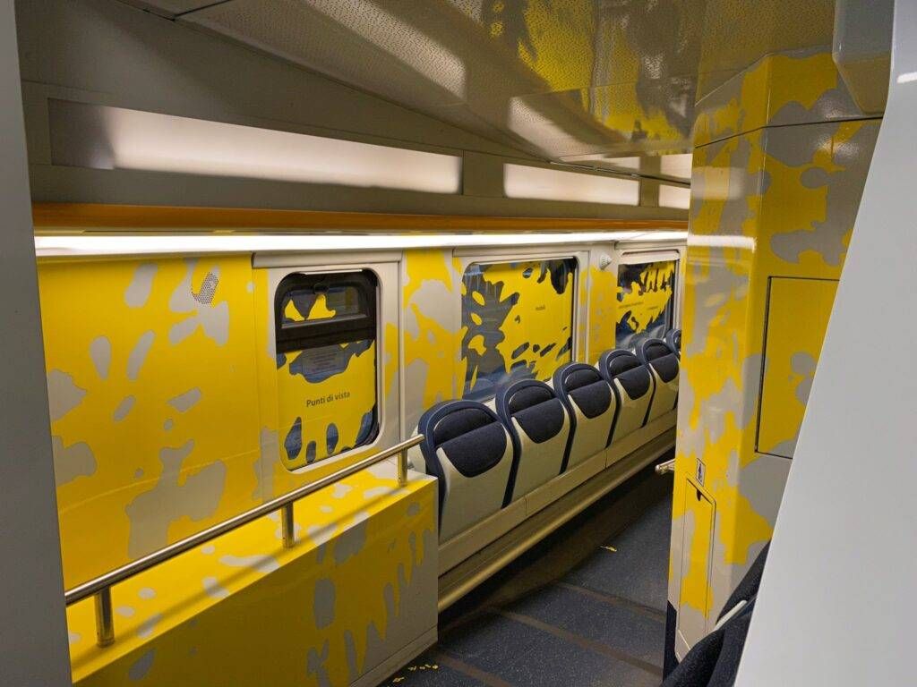 Trenord, la carrozza diventa un’opera d’arte in occasione di BienNoLo 2021I FOTO I VIDEO Foto BienNolo1 1024x768