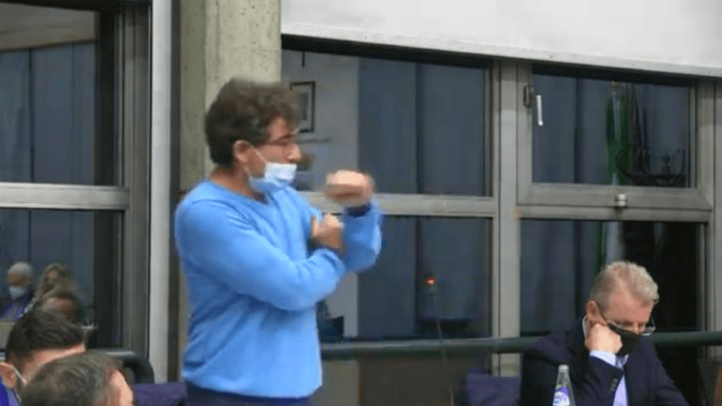 Ponte chiuso a Paderno, Lega: si studi la demolizione (e in consiglio vola il gesto dell’ombrello) PADERNO PONTE 1024x576