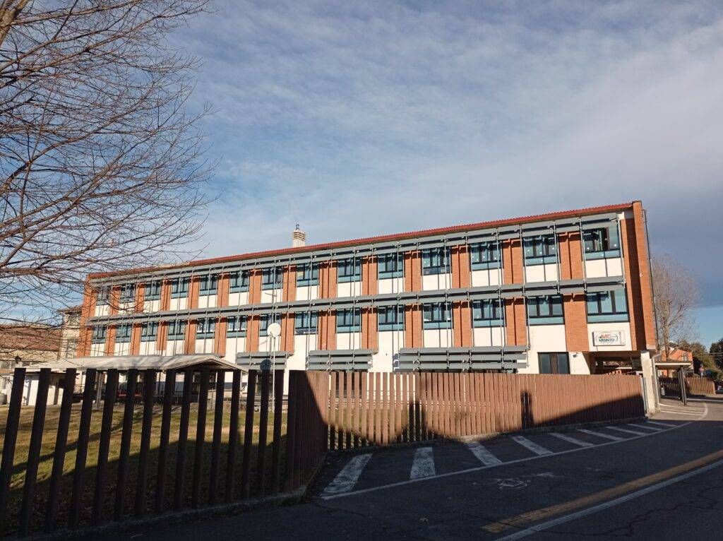 Misinto, a scuola arrivano i rilevatori della qualità dell’aria IMG 20220117 094703 1024x766