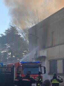 WhatsApp Image 2022 01 10 at 15.33.24 225x300