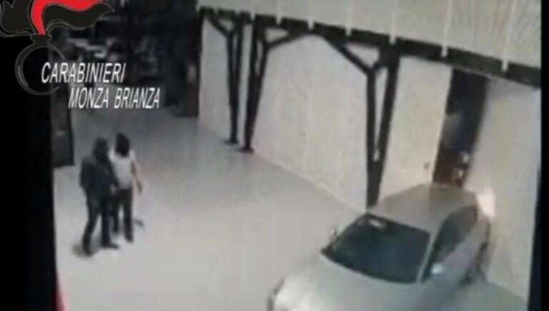 auto ariete paderno dugnano