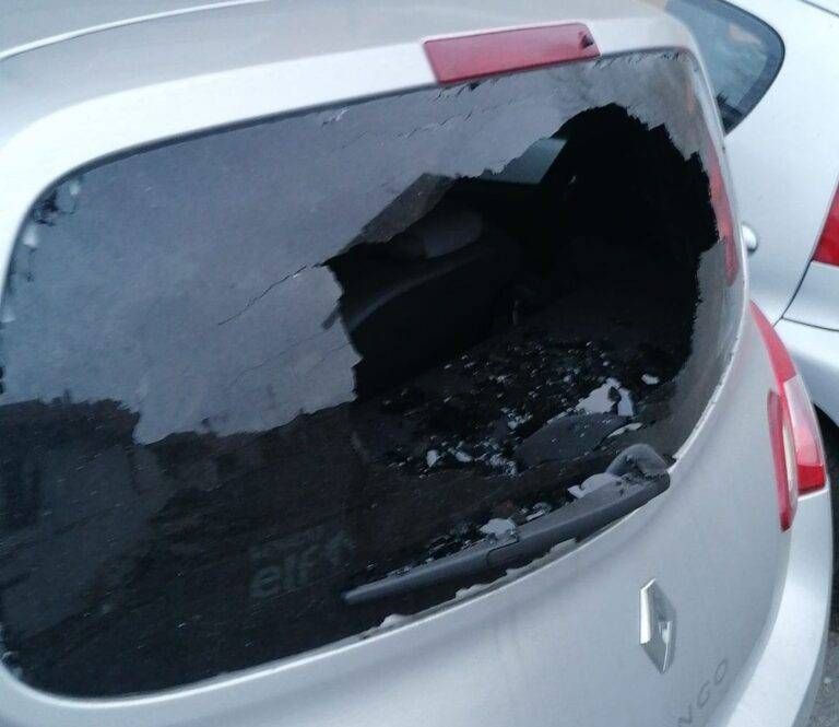 auto danneggiata 768x665