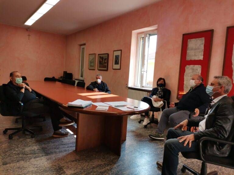 A Saronno e nei comuni vicini mancano dieci medici, è emergenza medici 768x576