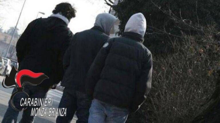 rapina liceo minorenni