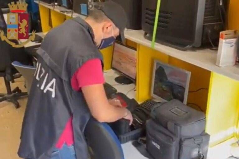 video rubati spogliatoi