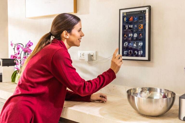 Pazzi Alexa Lombardia interazioni