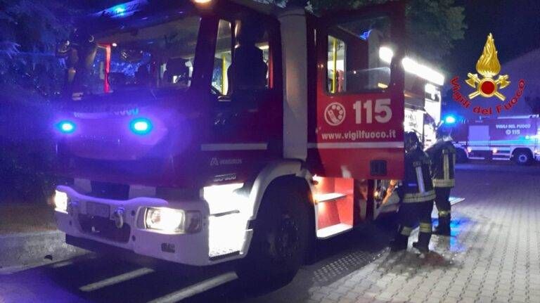 incendio busto arsizio salvano