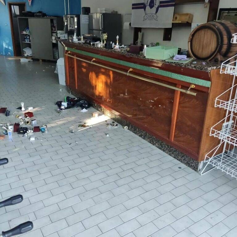 cogliate coppe trofei coca