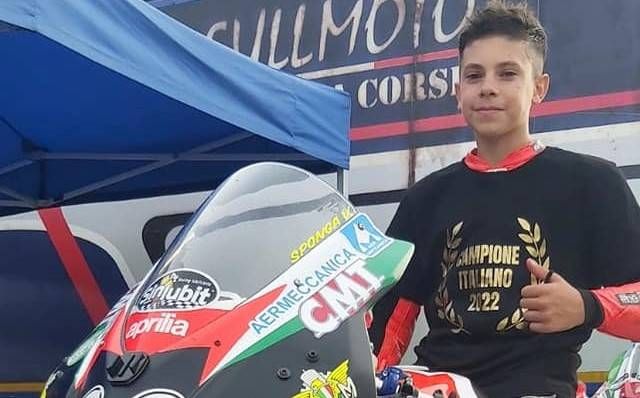 Il pilota di Gerenzano Valentino Sponga campione italiano alla Junior Aprilia 250 298087850 365783409075948 717793087781369625 n