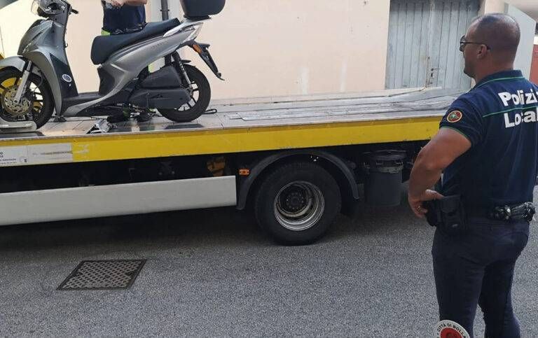 A Bollate la moto rubata non sfugge alla telecamera Bollate moto rubata telecamera