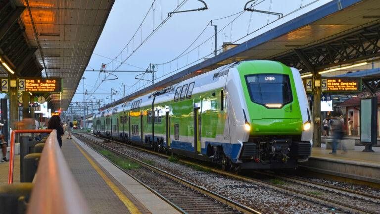 nuovo treno caravaggio saronno 768x432