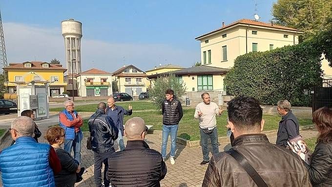 Spaccio di droga nelle Groane, residenti in piazza al Villaggio Brollo di Solaro spaccio droga groane brollo
