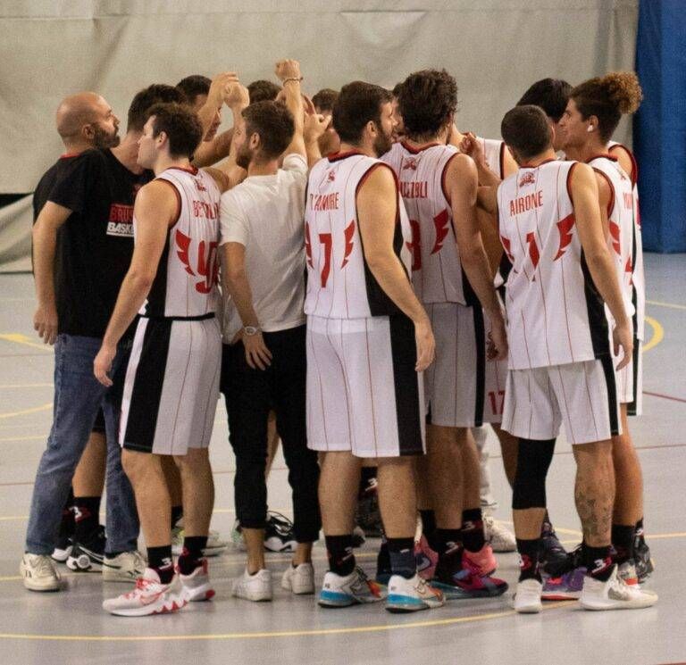 BASKET Brusuglio squadra 768x745