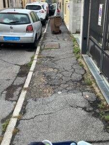 xxxx lunedi bidoni IMG 4460 1 225x300