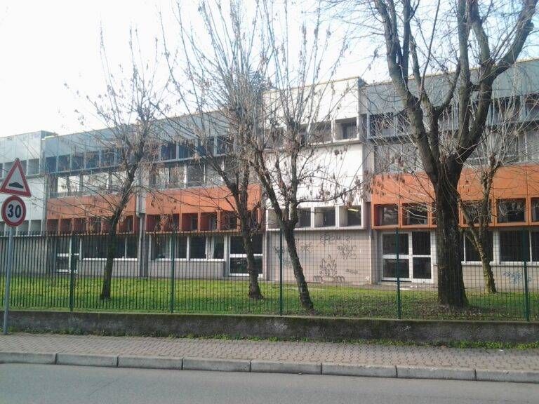 Gli studenti di Arese vanno a scuola di startup arese falconeborsellino1 768x576